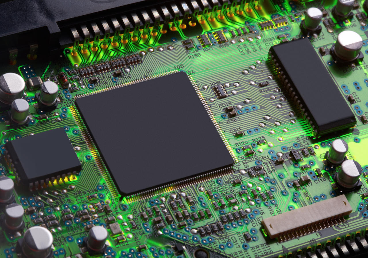 回收博通以太網(wǎng)IC，安森美IGBT模塊，賽靈思FPGA芯片，Microchip傳感器