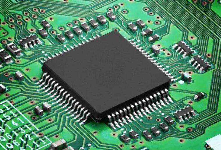 回收存儲器、傳感器、微控制器、收發(fā)器，新能源IC，5G 芯片