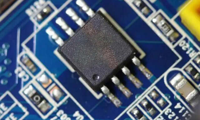 供應(yīng) [XILINX] 現(xiàn)場(chǎng)可編程們陣列：供應(yīng) Spartan-7 FPGA IC、Artix-7 系列 FPGA IC、Virtex-6 FPGA IC