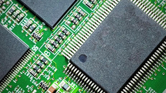 回收【Microchip】微波 MMIC 放大器、功率 MOSFET 晶體管、砷化鎵二極管、分立濾波器